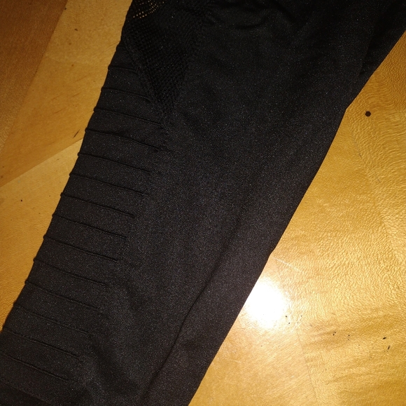 Brand new Black leggings - Picture 2 of 3